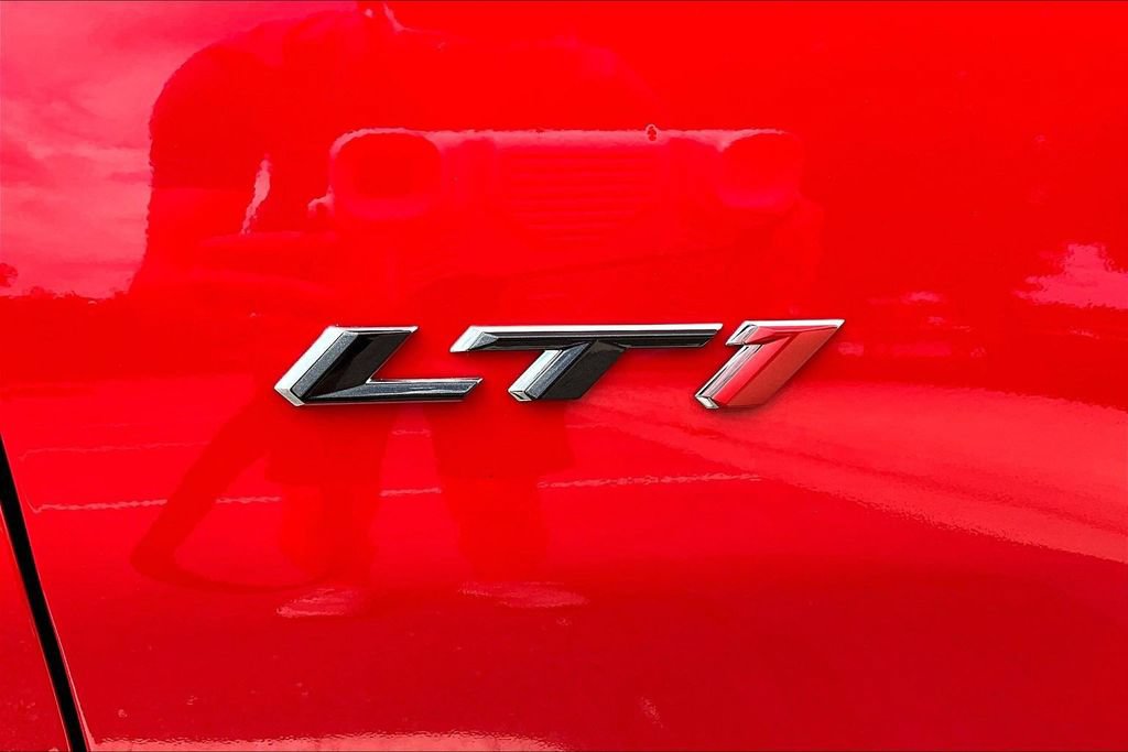 Used 2022 Chevrolet Camaro LT w/ Technology Package RWD image 21