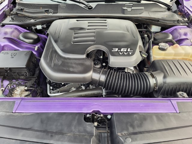 Used 2019 Dodge Challenger SXT w/ Driver Convenience Group AWD/4WD image 27