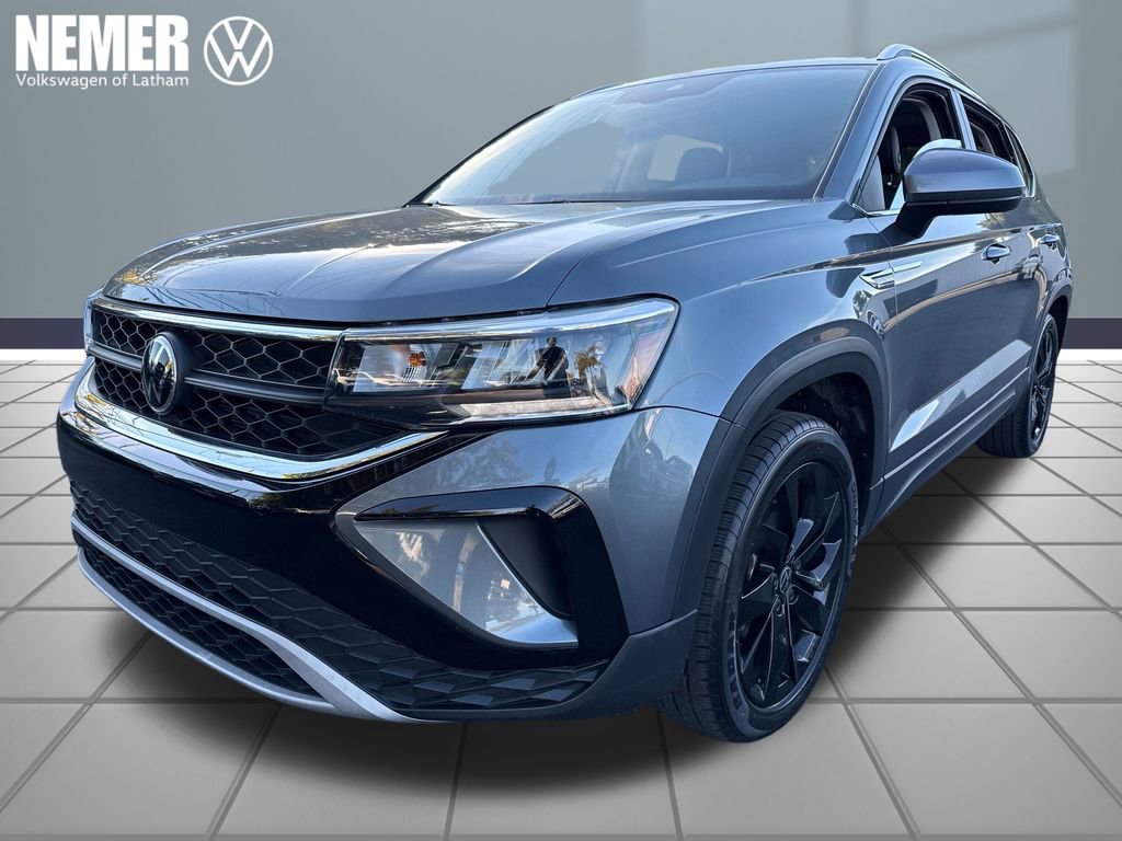 Certified 2022 Volkswagen Taos SE