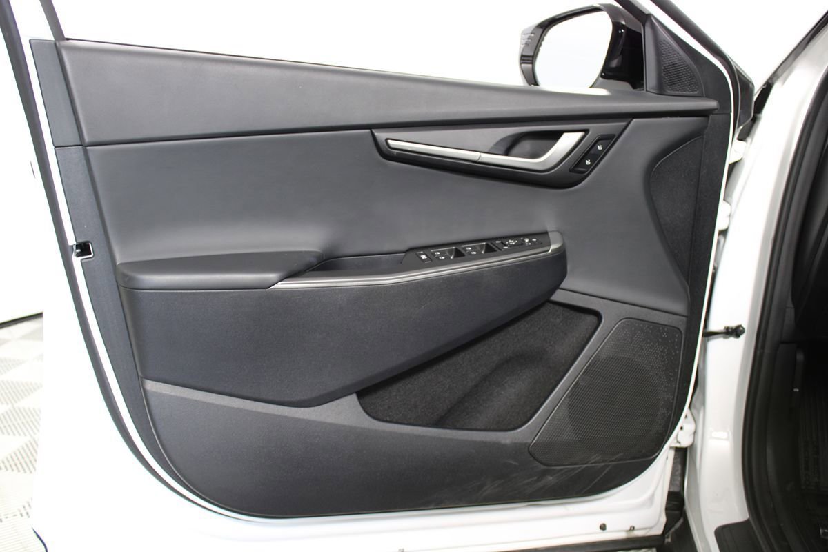 Used 2024 Kia EV6 Light RWD image 5