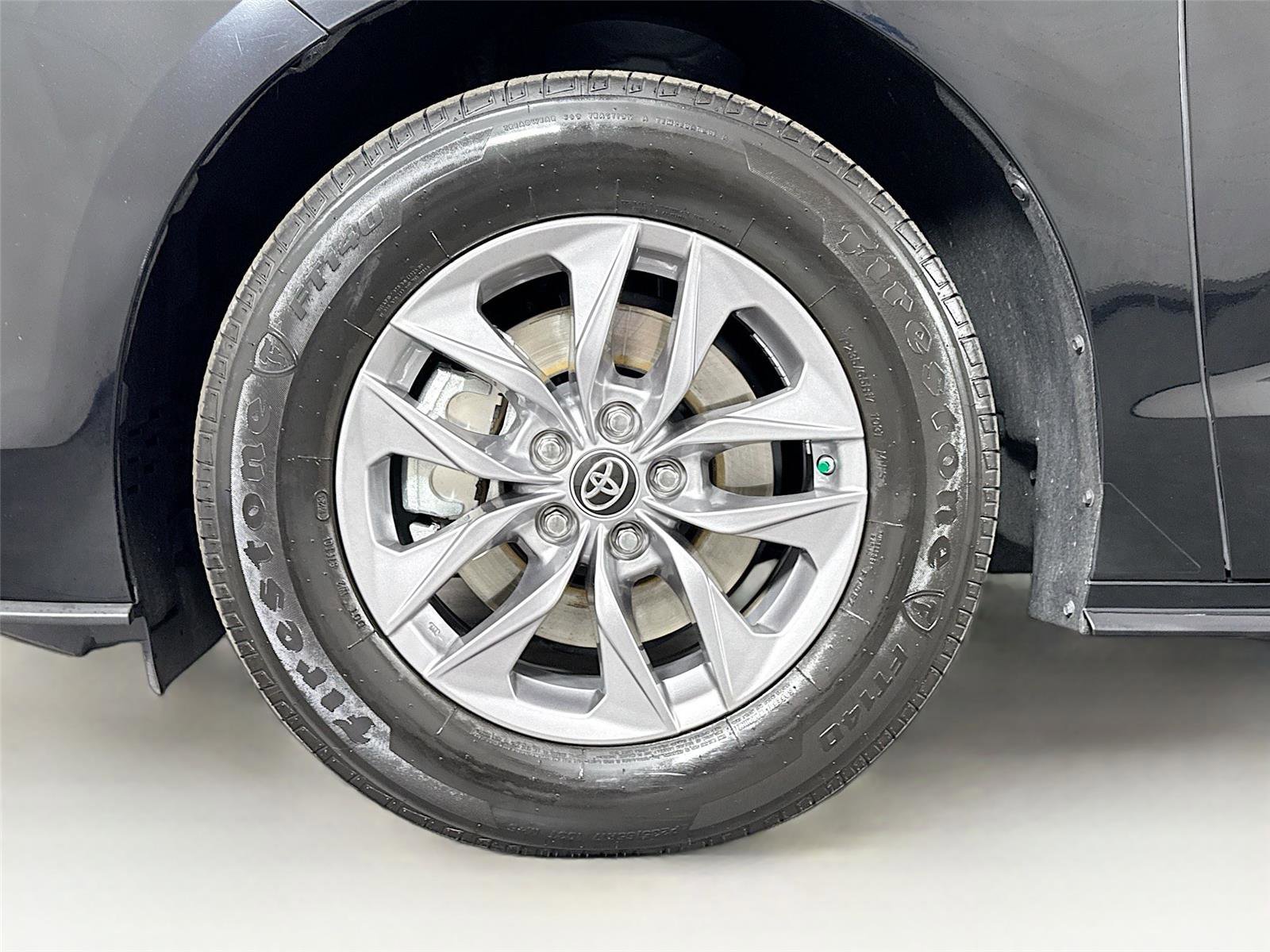 Certified 2023 Toyota Sienna XLE image 12