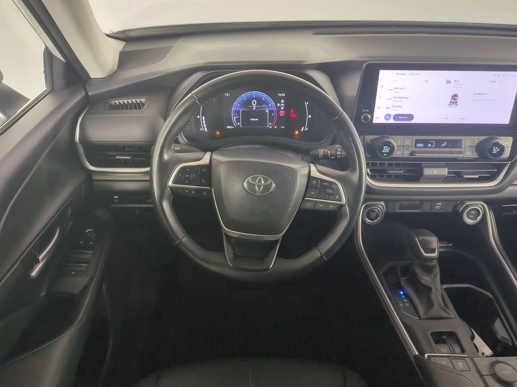 Used 2024 Toyota Grand Highlander Limited image 20