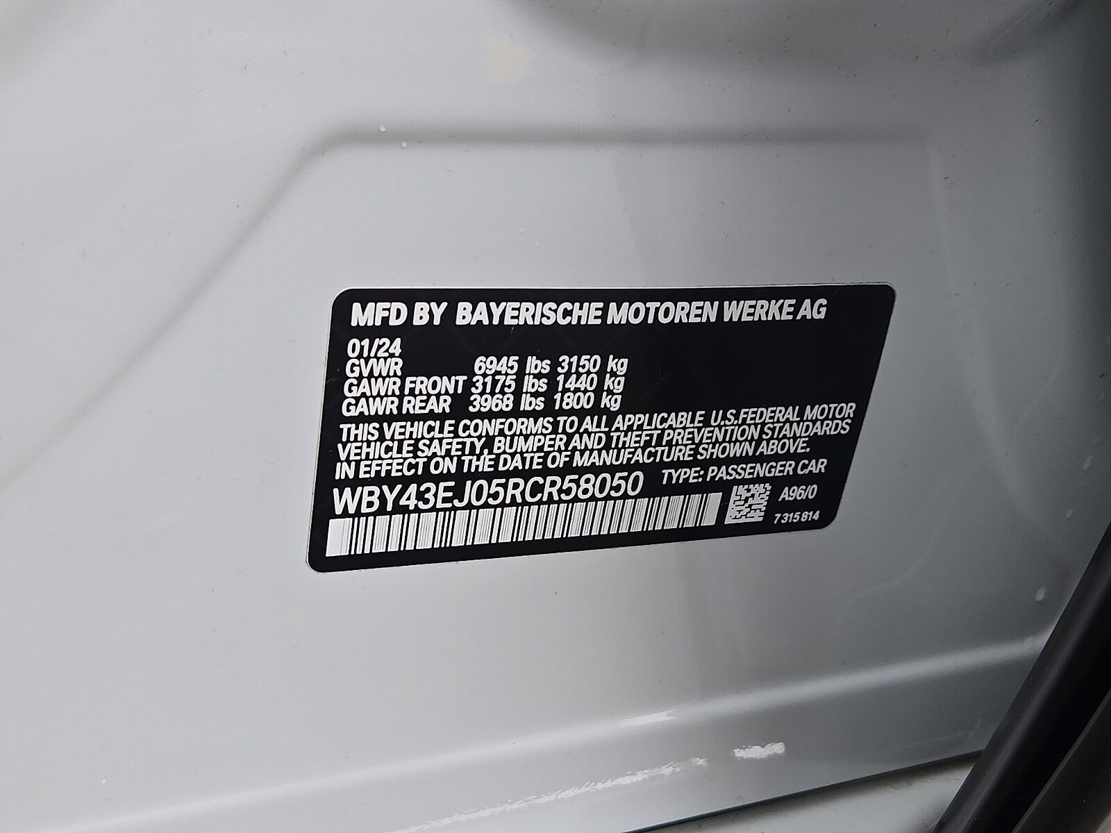Used 2024 BMW i7 eDrive50 image 26