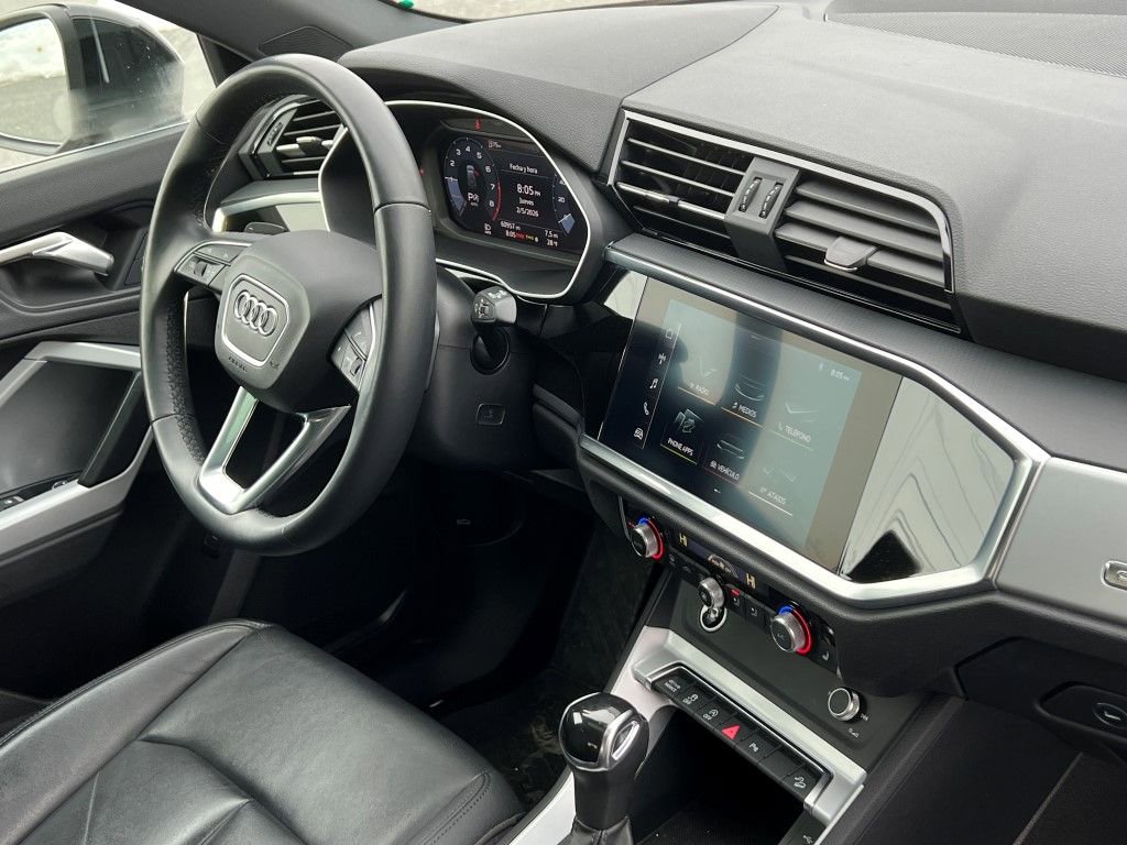 Used 2021 Audi Q3 2.0T Premium w/ Convenience Package image 12