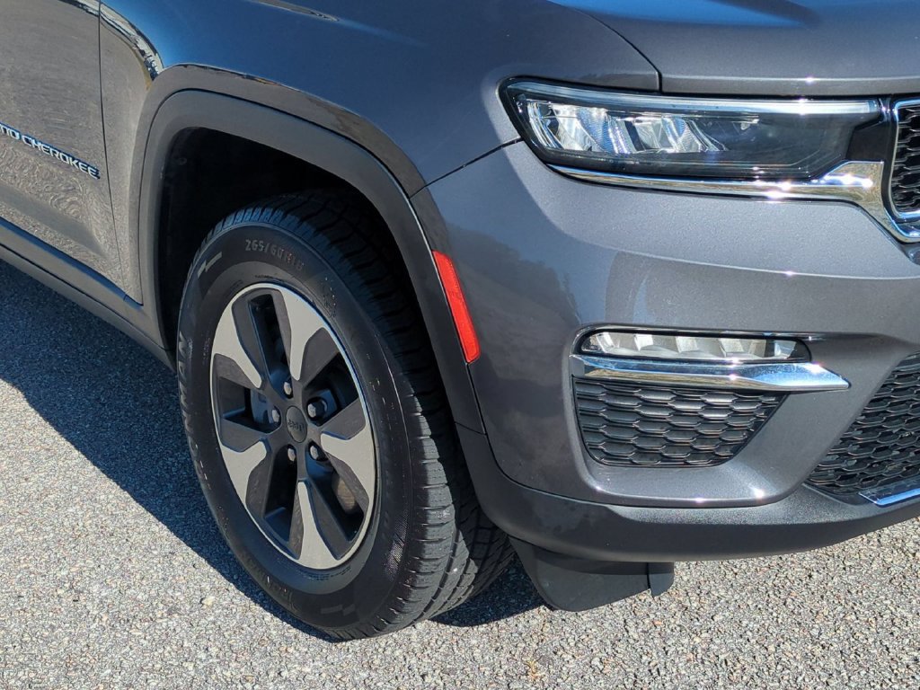 Used 2024 Jeep Grand Cherokee Limited 4xe AWD/4WD image 10