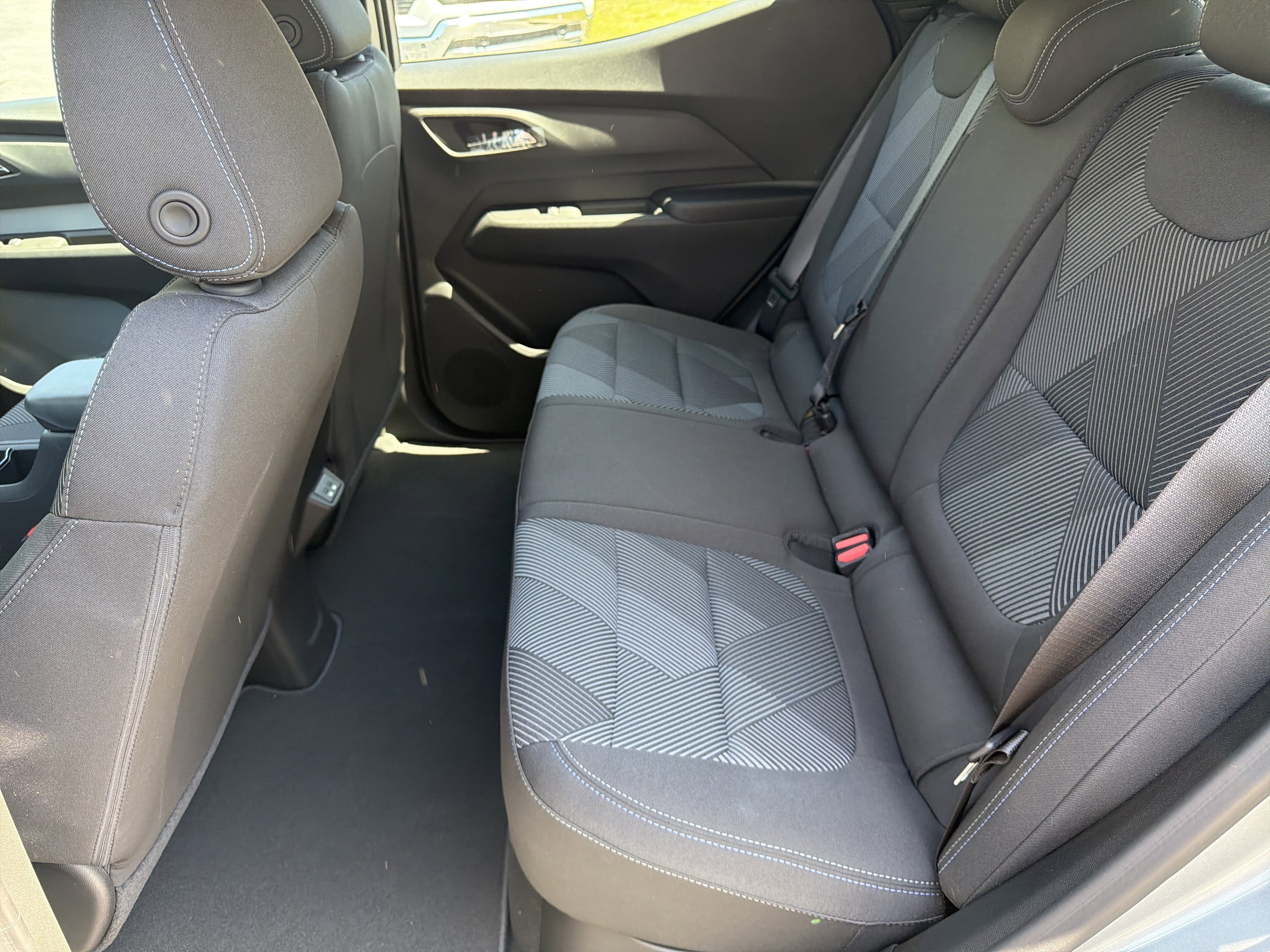 New 2027 Chevrolet Bolt LT w/ Comfort Package FWD image 20