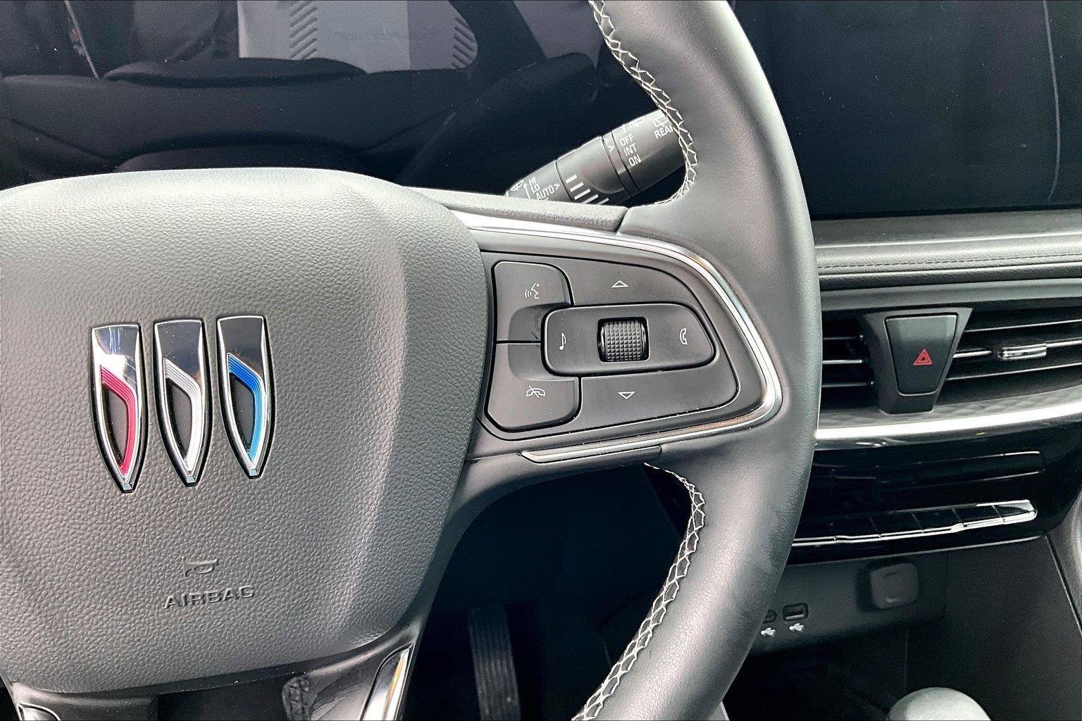 Used 2025 Buick Encore GX Avenir w/ Avenir Technology Package FWD image 19