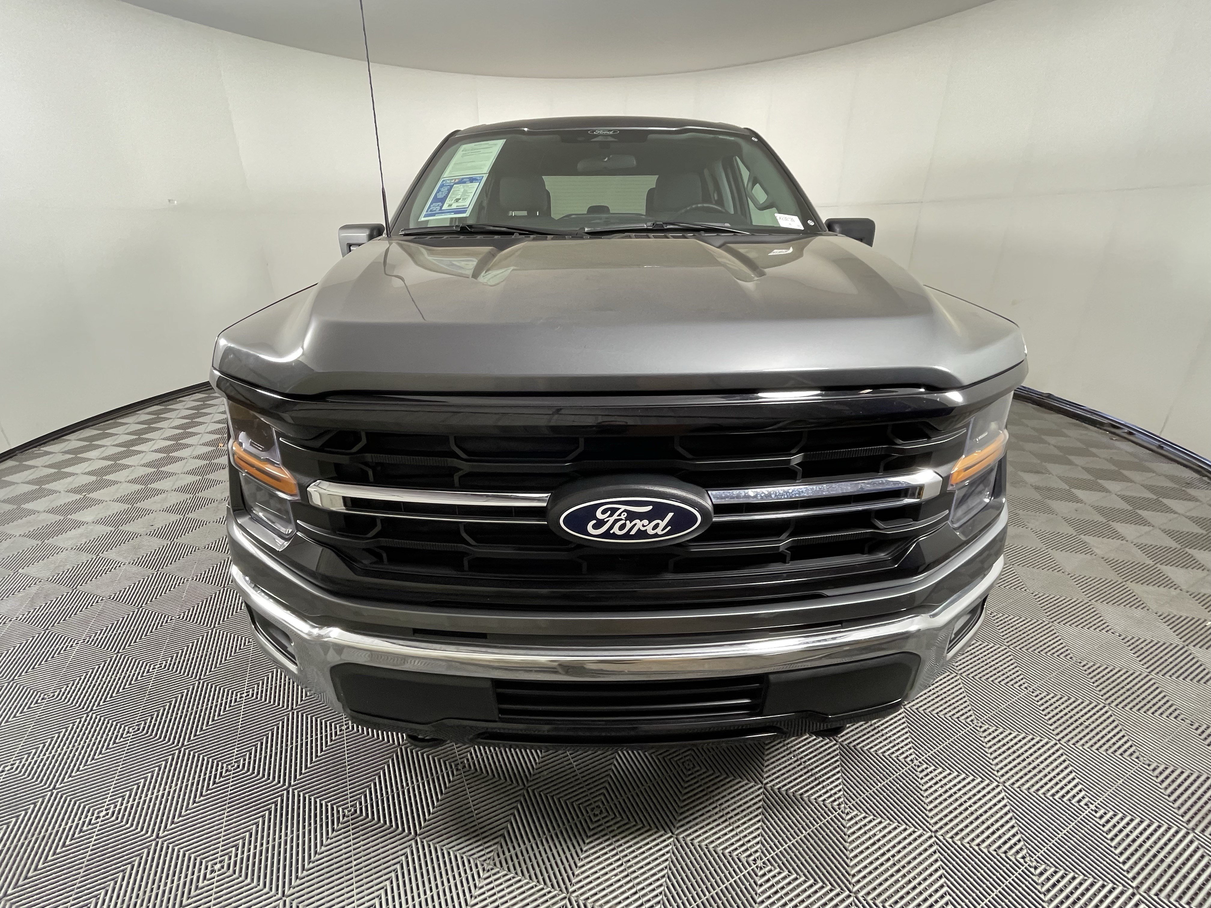 Used 2025 Ford F150 XLT w/ Equipment Group 301A Standard AWD/4WD image 8