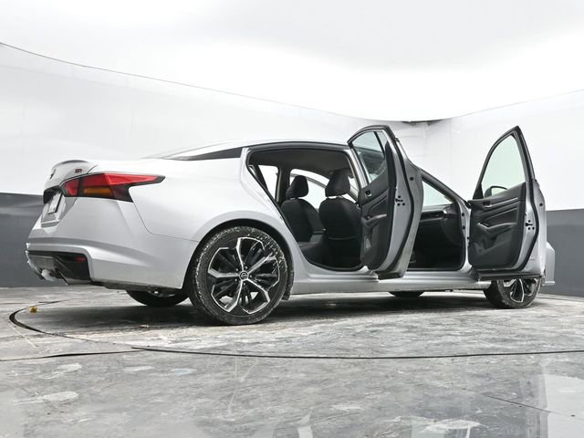 Used 2024 Nissan Altima 2.5 SR image 72