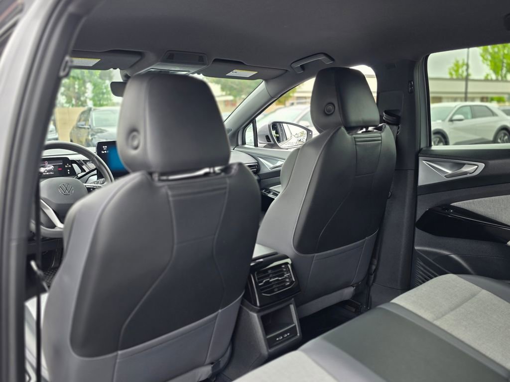 Used 2023 Volkswagen ID.4 Pro RWD image 17