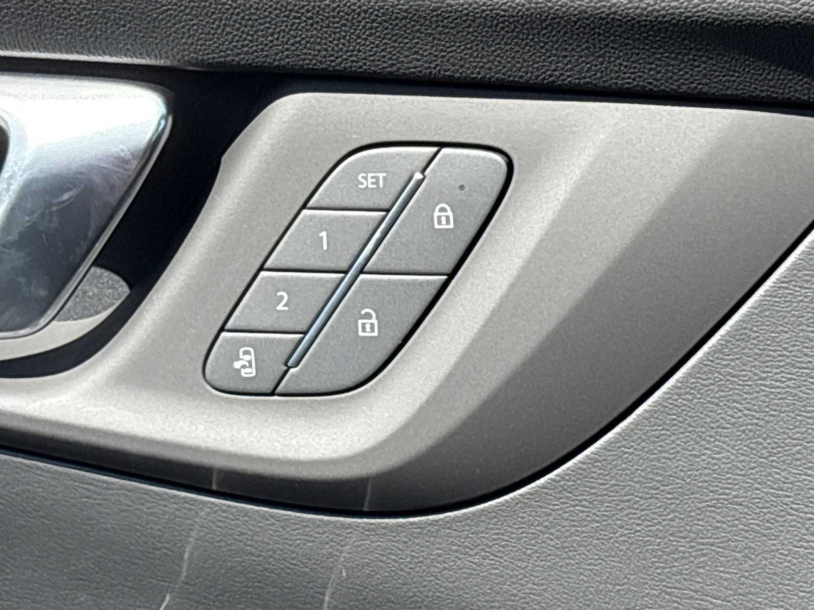 New 2027 Buick Enclave Sport Touring w/ Power Package FWD image 15