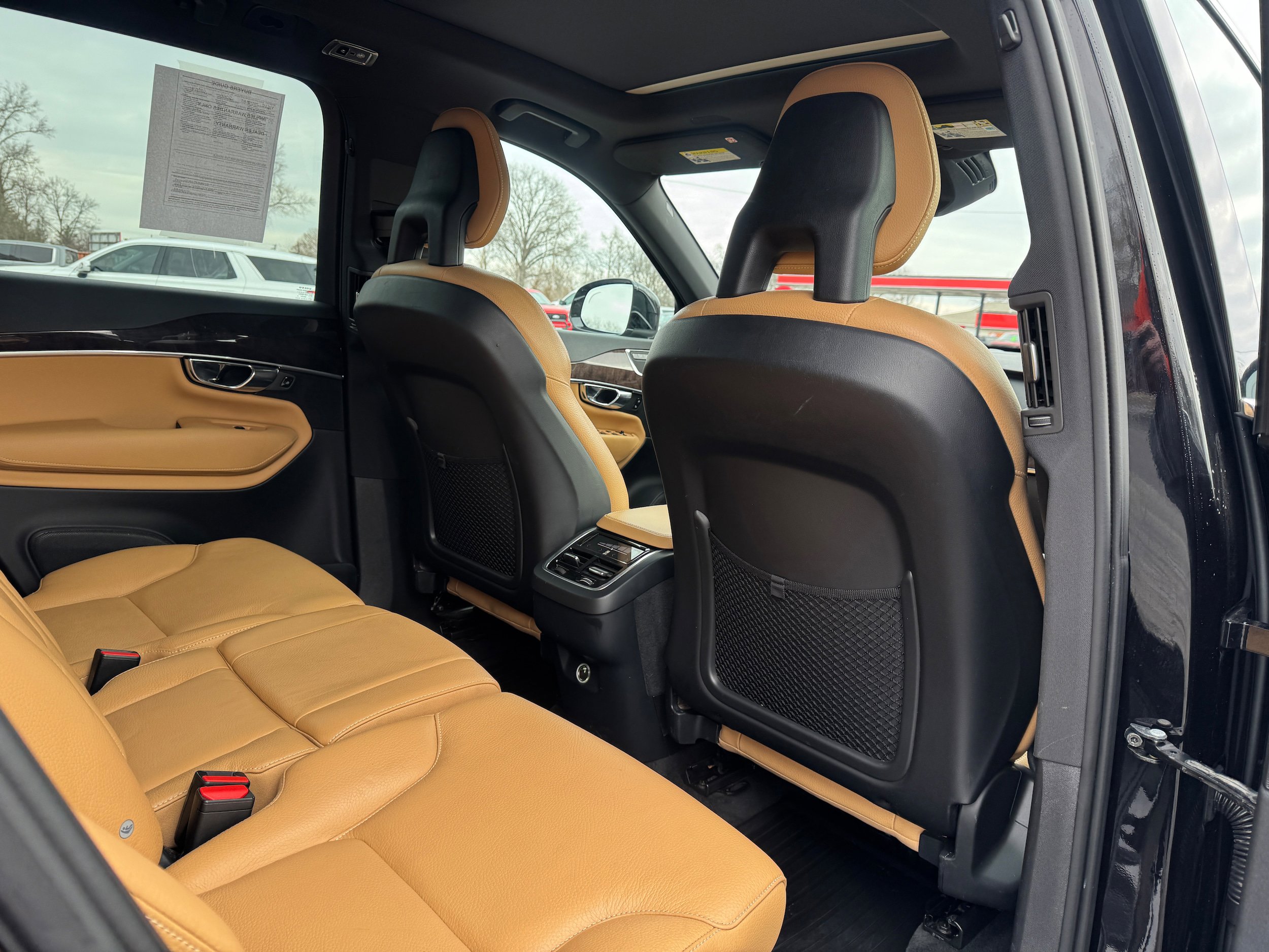 Used 2017 Volvo XC90 T6 Momentum w/ Vision Package AWD/4WD image 16