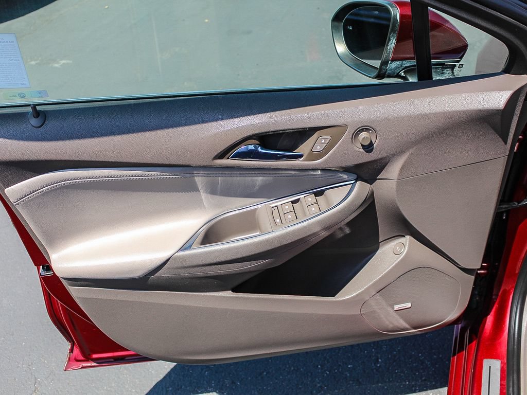 Used 2016 Chevrolet Cruze Premier FWD image 22