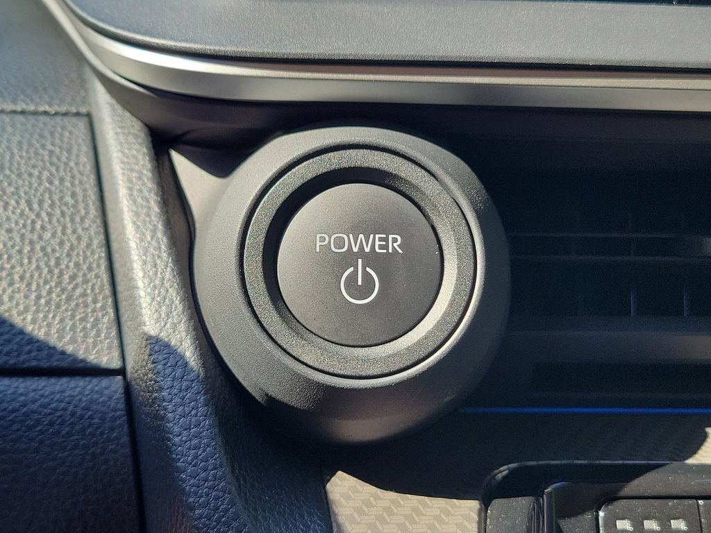 Used 2025 Toyota Prius Limited FWD image 29
