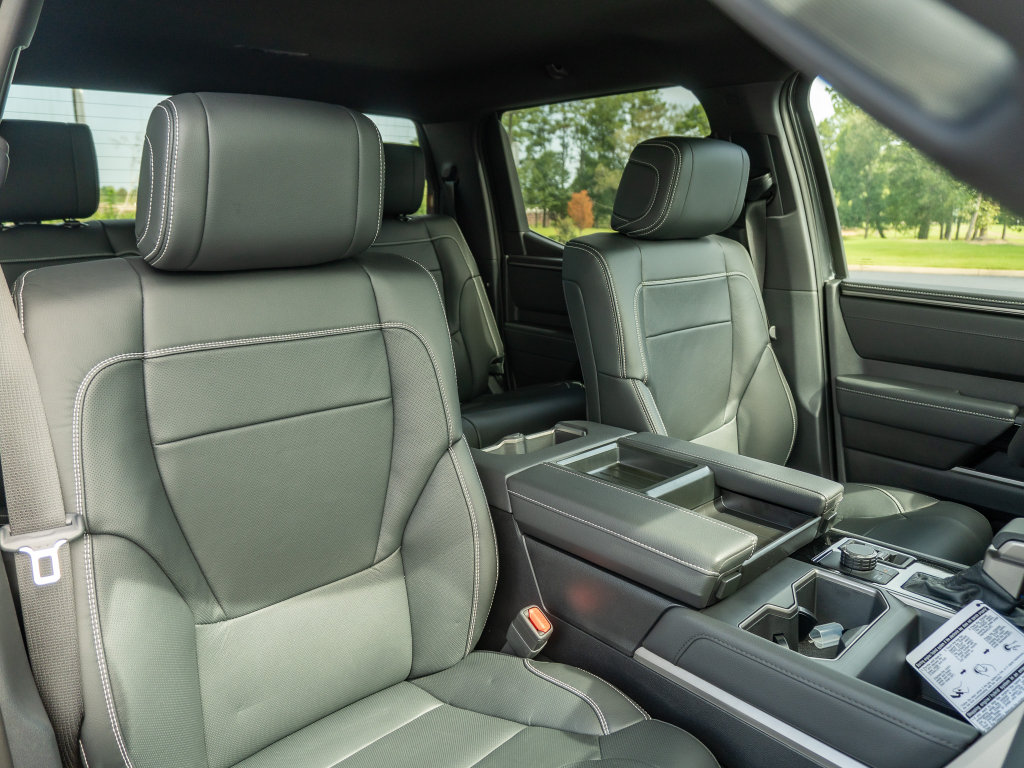 New 2026 Toyota Tundra Limited w/ Power Package AWD/4WD image 19