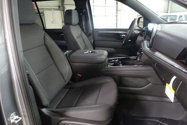 New 2026 Chevrolet Suburban LS image 26