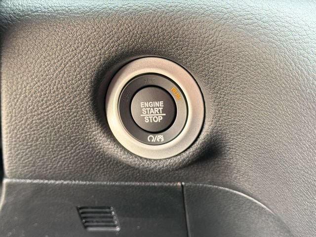 New 2026 Chrysler Pacifica Select w/ S Appearance Package FWD image 24