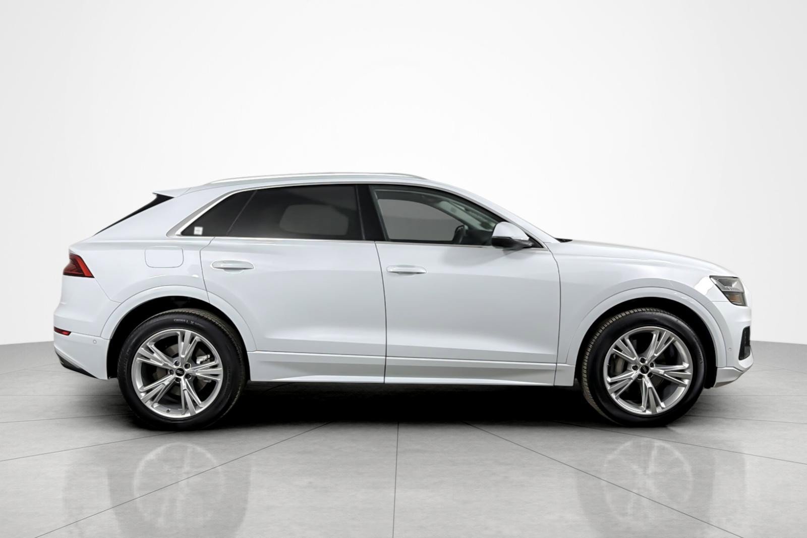 Used 2023 Audi Q8 Premium Plus w/ Premium Plus Package AWD/4WD image 6