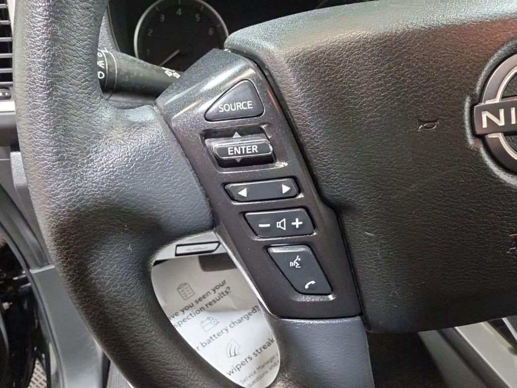 Used 2024 Nissan Frontier SV image 26