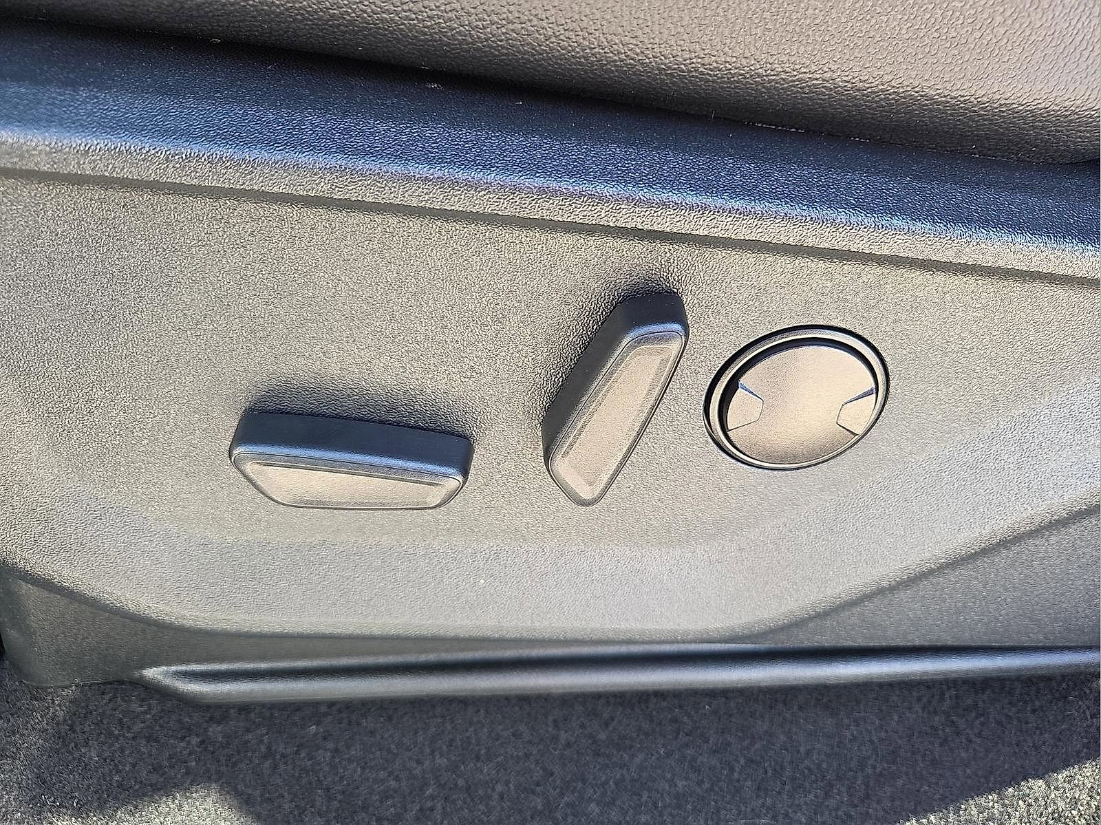 Certified 2025 Ford F150 Tremor w/ Tow/Haul Package image 15