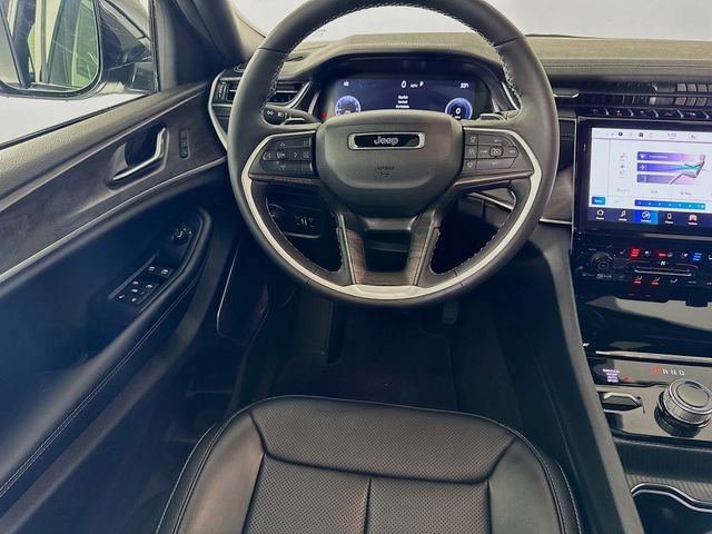 New 2025 Jeep Grand Cherokee Limited image 27