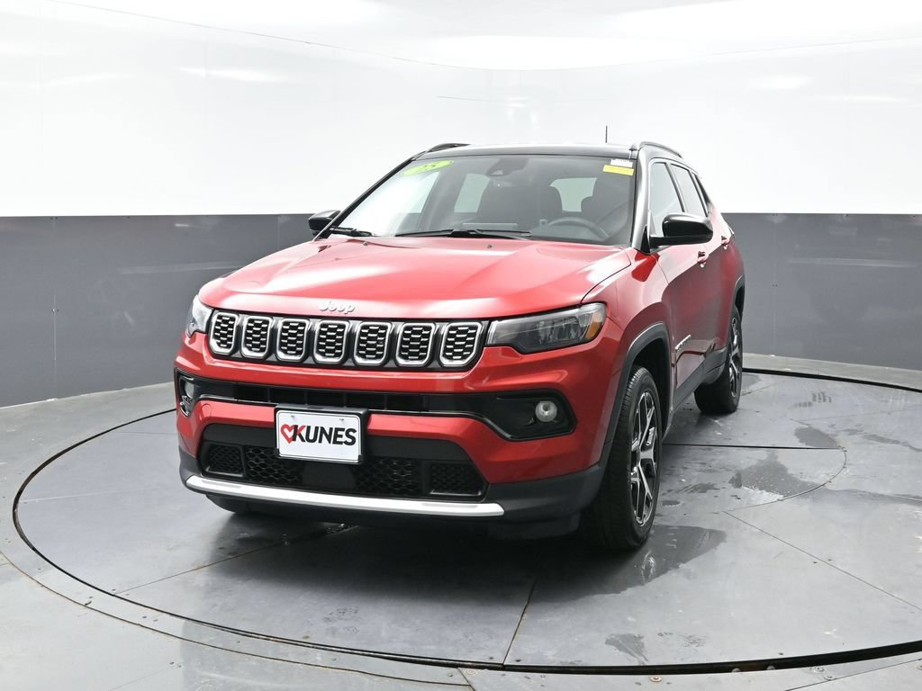 Used 2025 Jeep Compass Limited AWD/4WD image 7