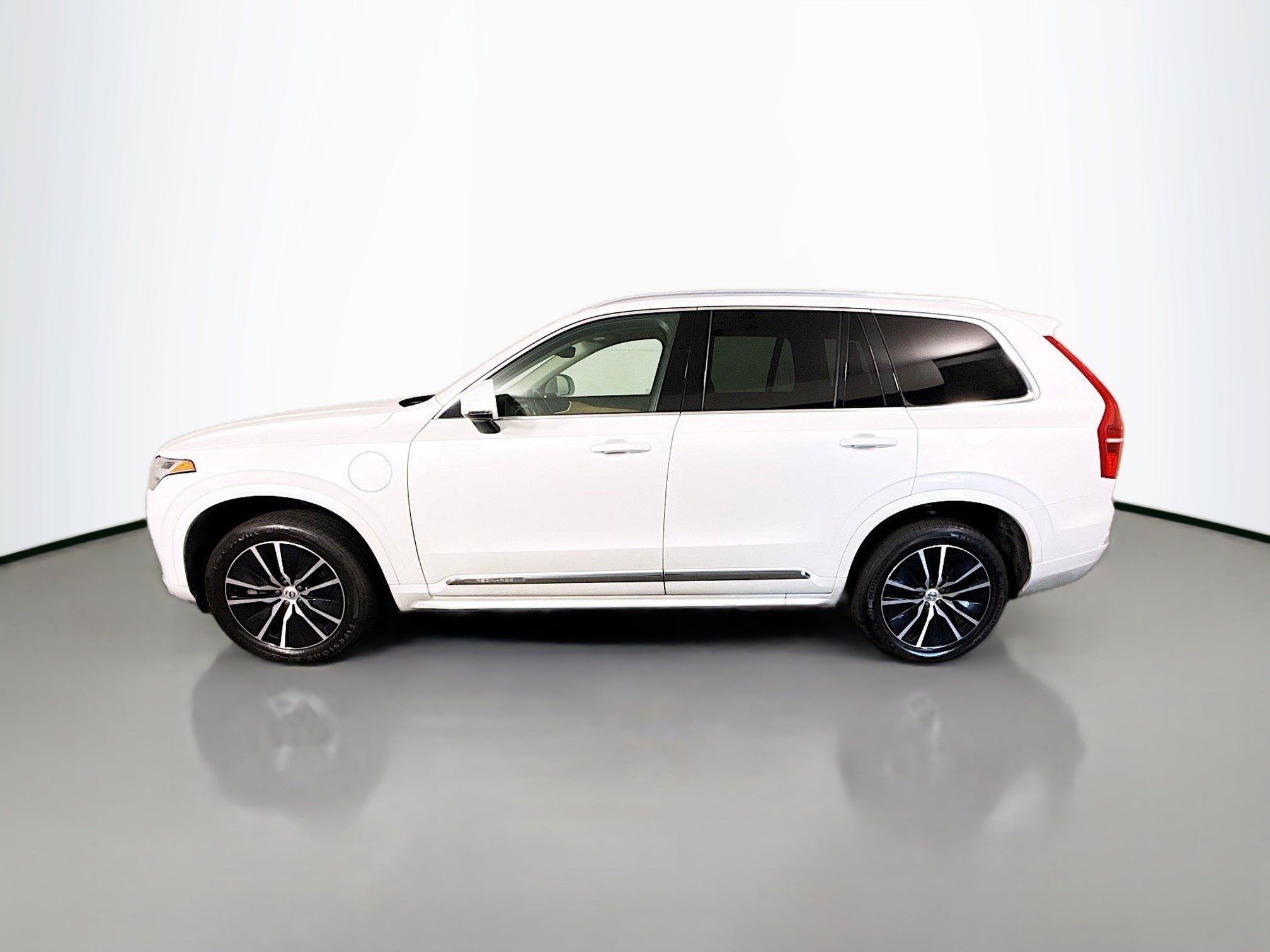 Used 2022 Volvo XC90 T8 Inscription Expression image 6