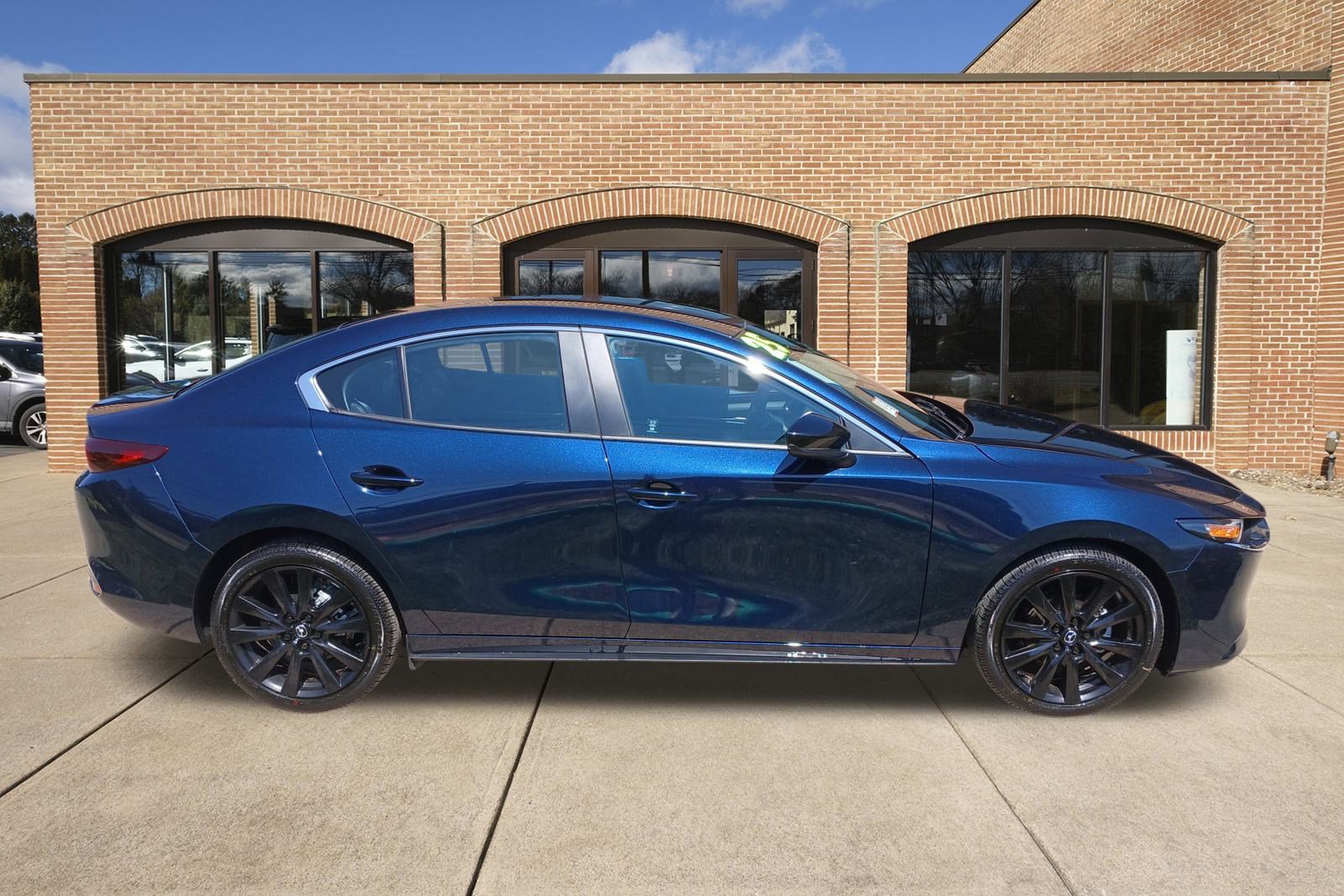 New 2025 MAZDA MAZDA3 s video 2