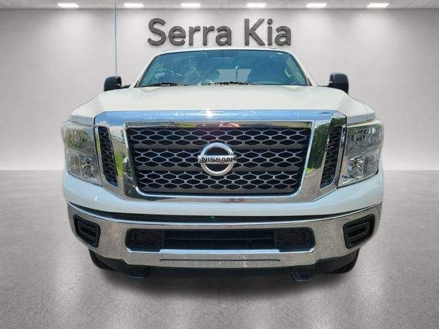 Used 2018 Nissan Titan SV RWD image 9