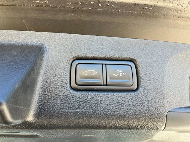 Used 2023 Kia Telluride EX w/ EX Captain's Chair Package image 25