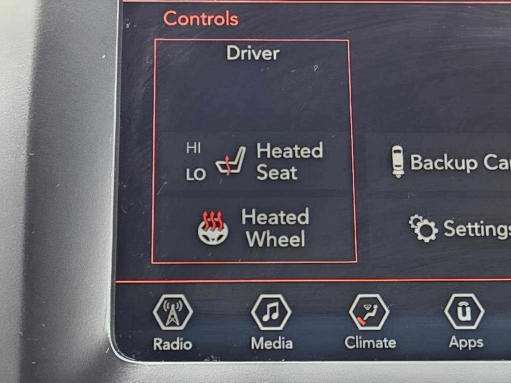 Used 2019 Jeep Cherokee Latitude Plus w/ Cold Weather Group image 32