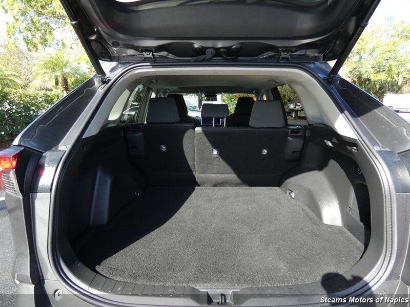 Used 2023 Toyota RAV4 XLE w/ Convenience Package FWD image 14