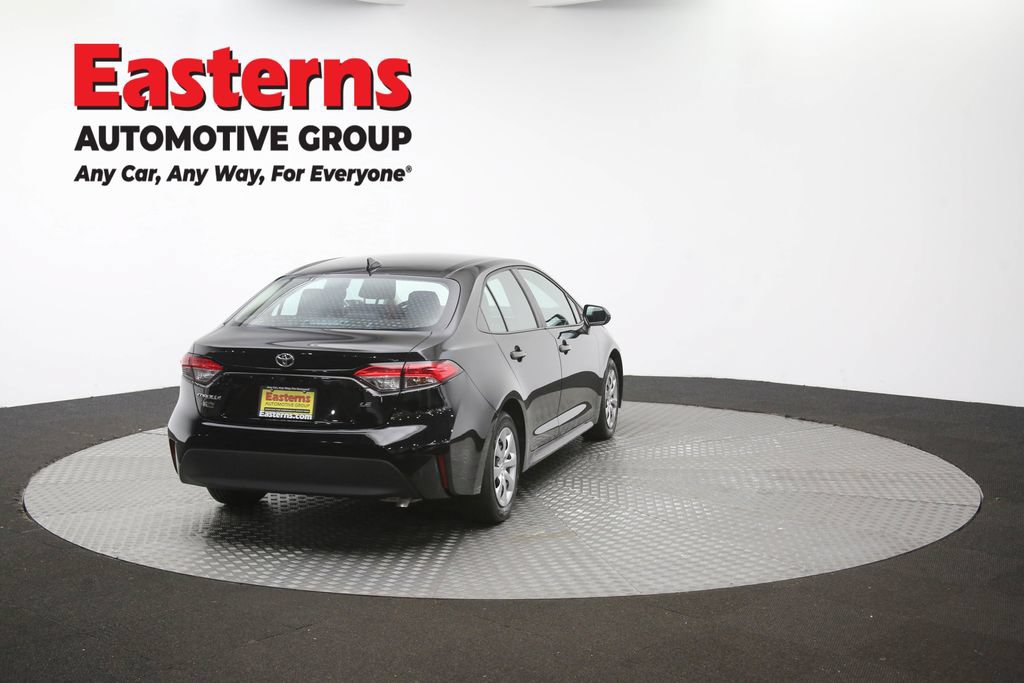 Used 2025 Toyota Corolla LE FWD image 40