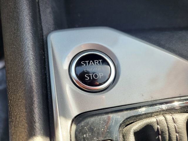 Used 2025 Nissan Altima 2.5 SV FWD image 21