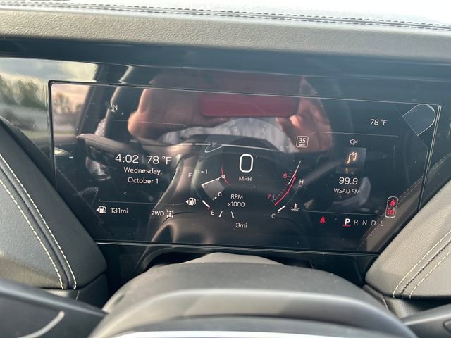 New 2026 GMC Yukon XL Elevation w/ LPO, Get Active Package image 15