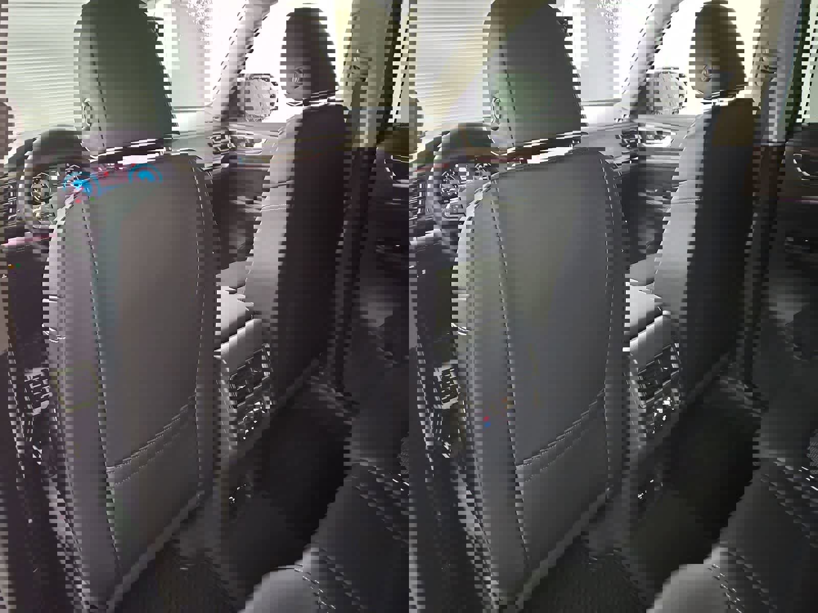 New 2026 Volkswagen Atlas SEL Premium R-Line image 18