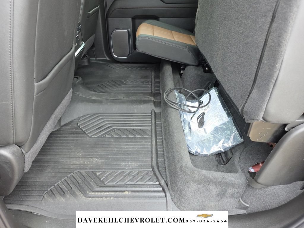 Used 2024 Chevrolet Silverado 2500 High Country w/ High Country Premium Package AWD/4WD image 33