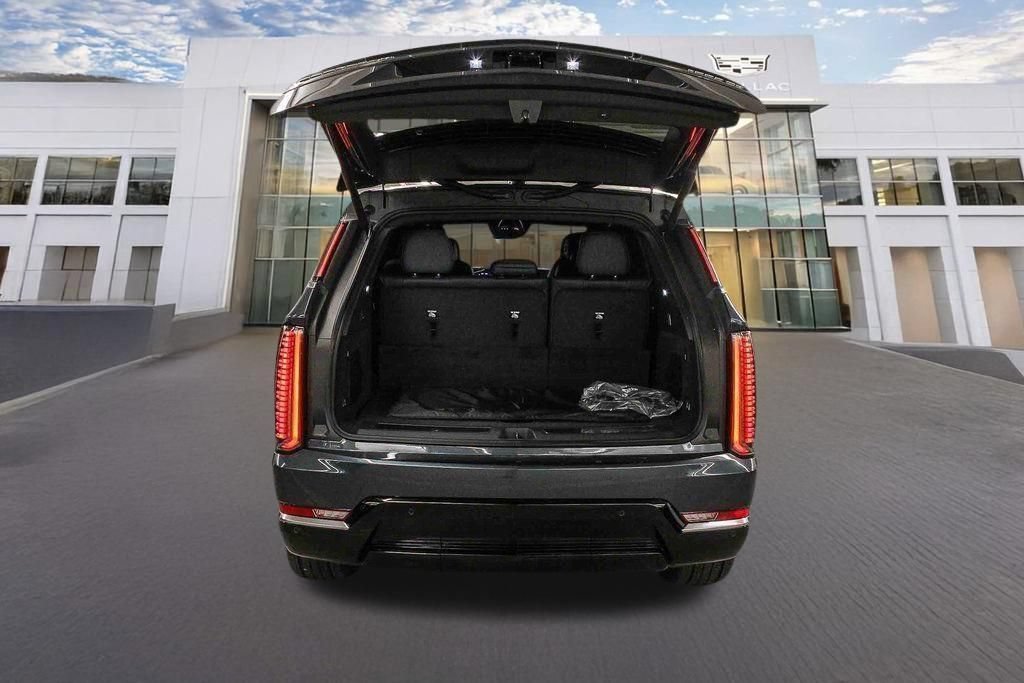 New 2026 Cadillac Escalade IQ Luxury 2 AWD/4WD image 14