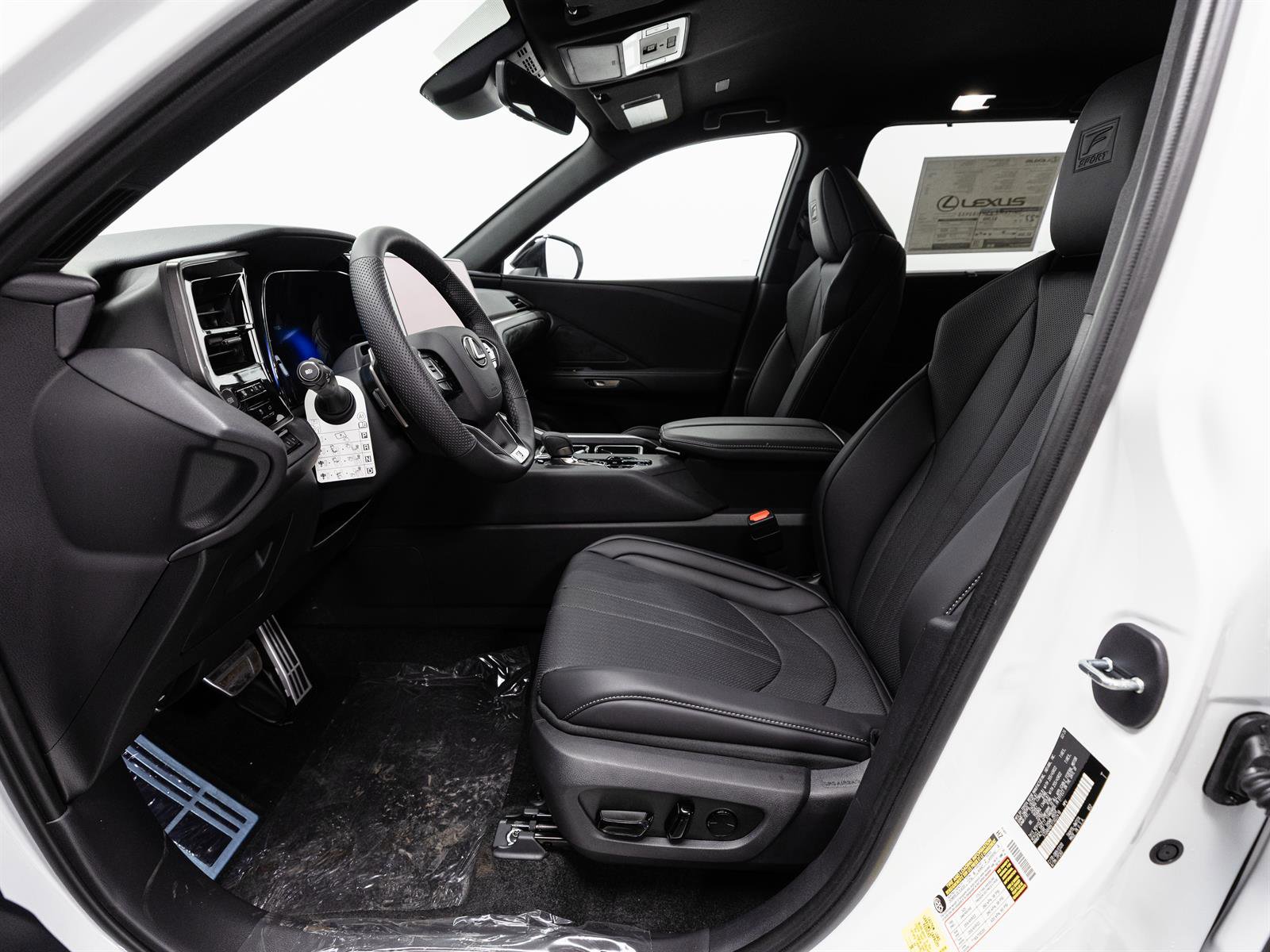 New 2026 Lexus TX 500h AWD image 4