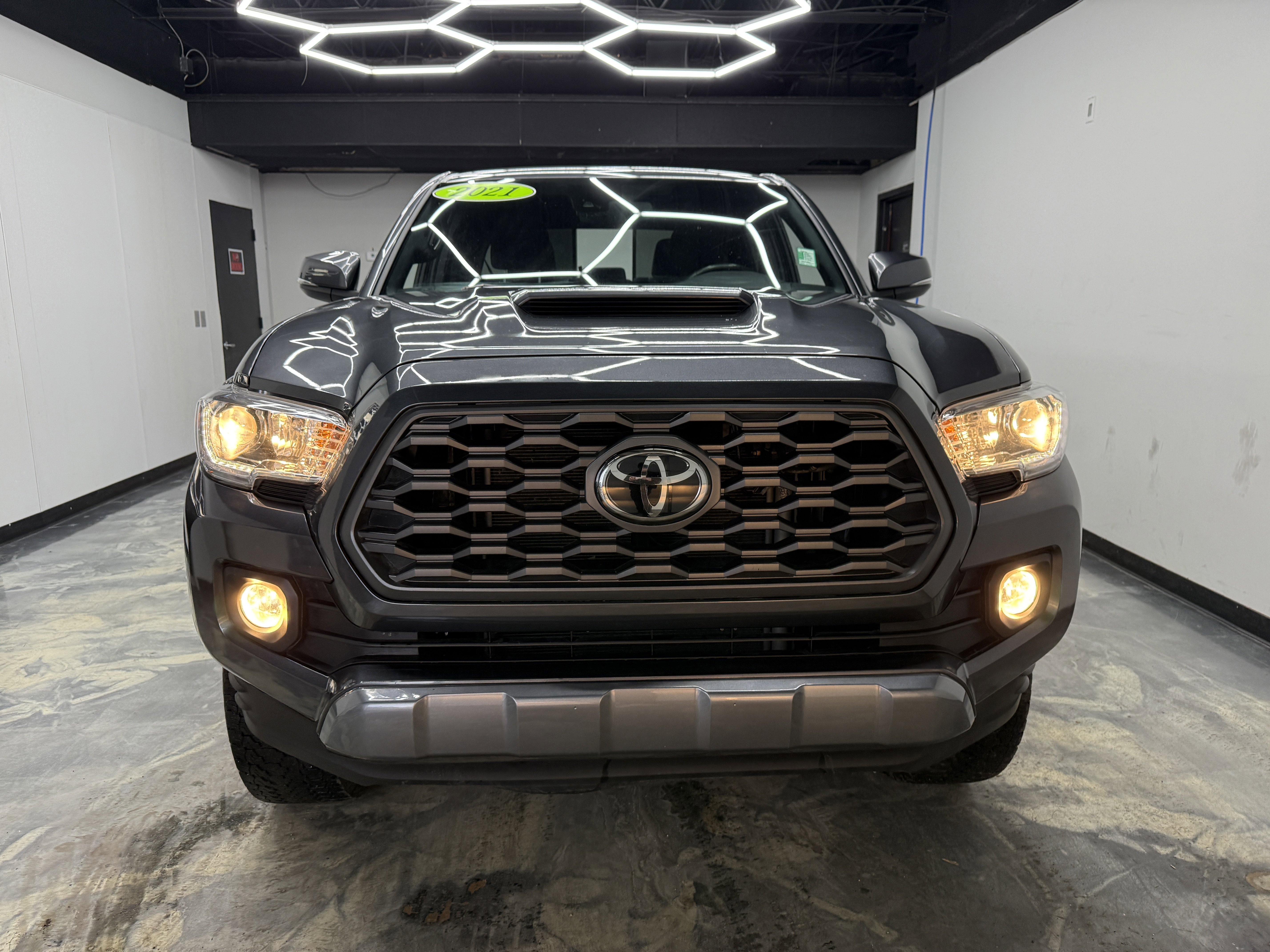 Used 2021 Toyota Tacoma 4x4 Double Cab image 7
