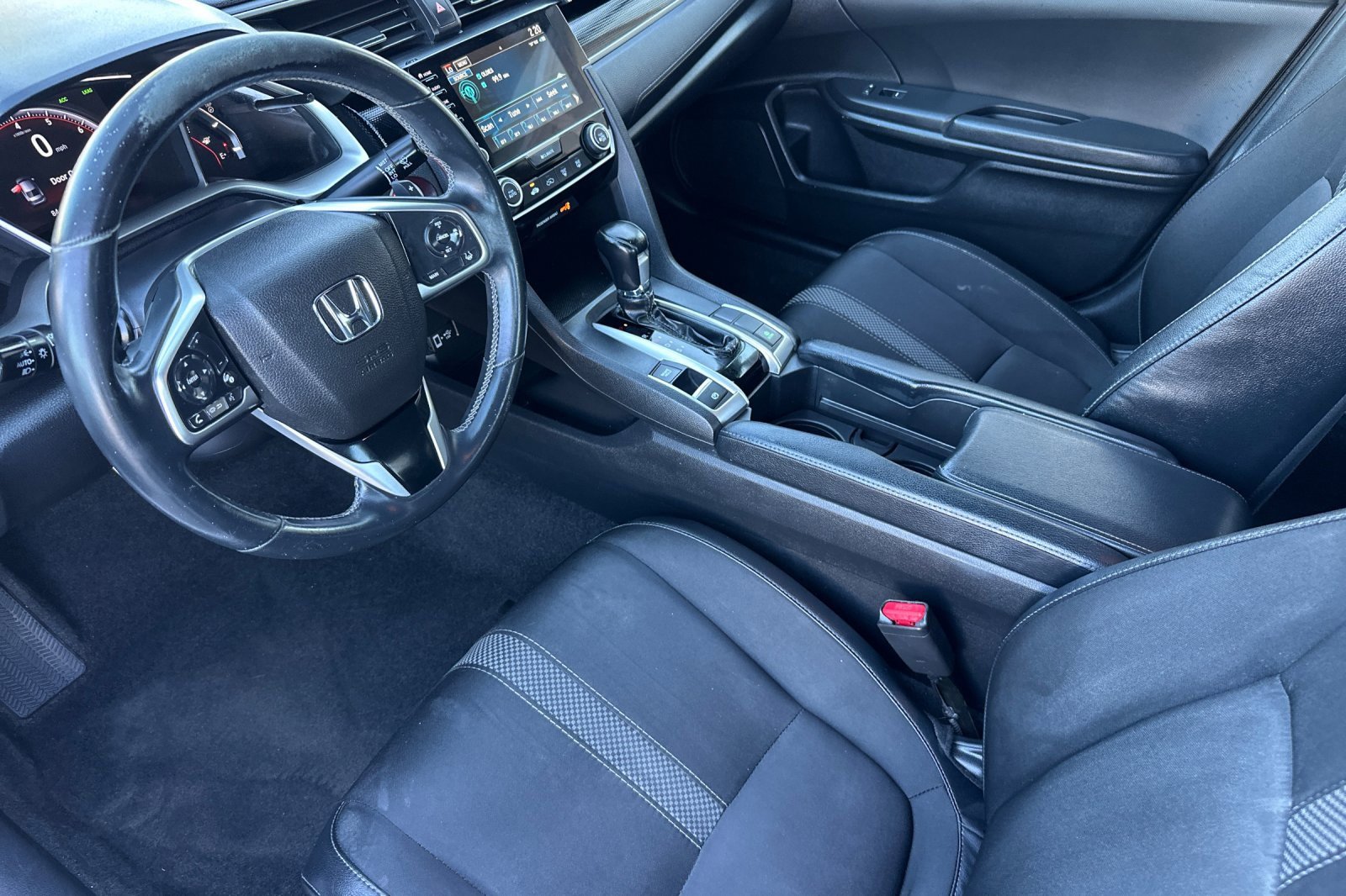 Used 2020 Honda Civic Sport image 10