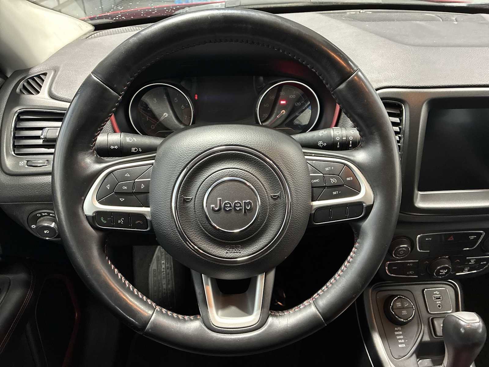 Used 2018 Jeep Compass Trailhawk w/ Leather Interior Group image 11