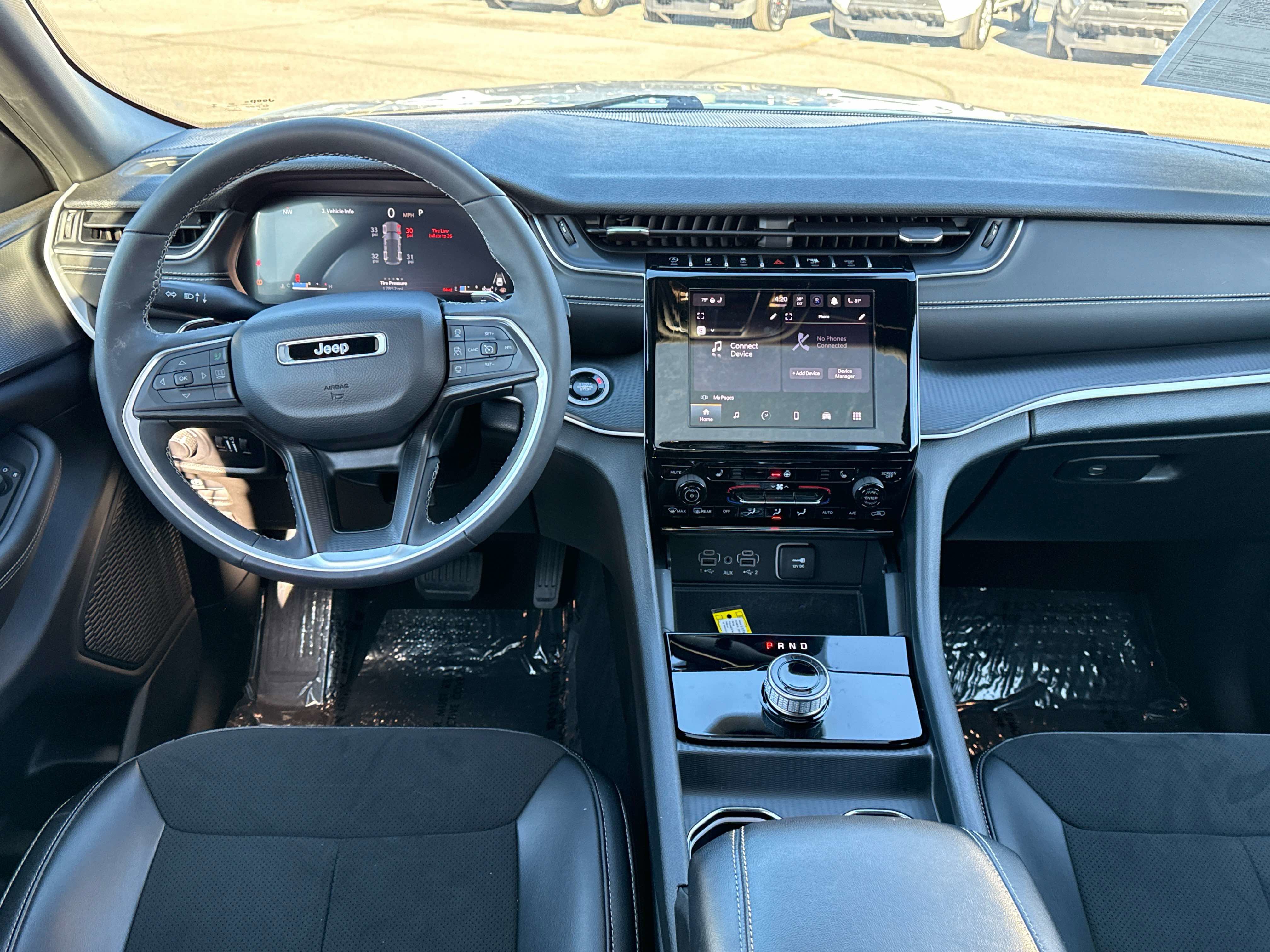 Used 2024 Jeep Grand Cherokee Altitude image 15