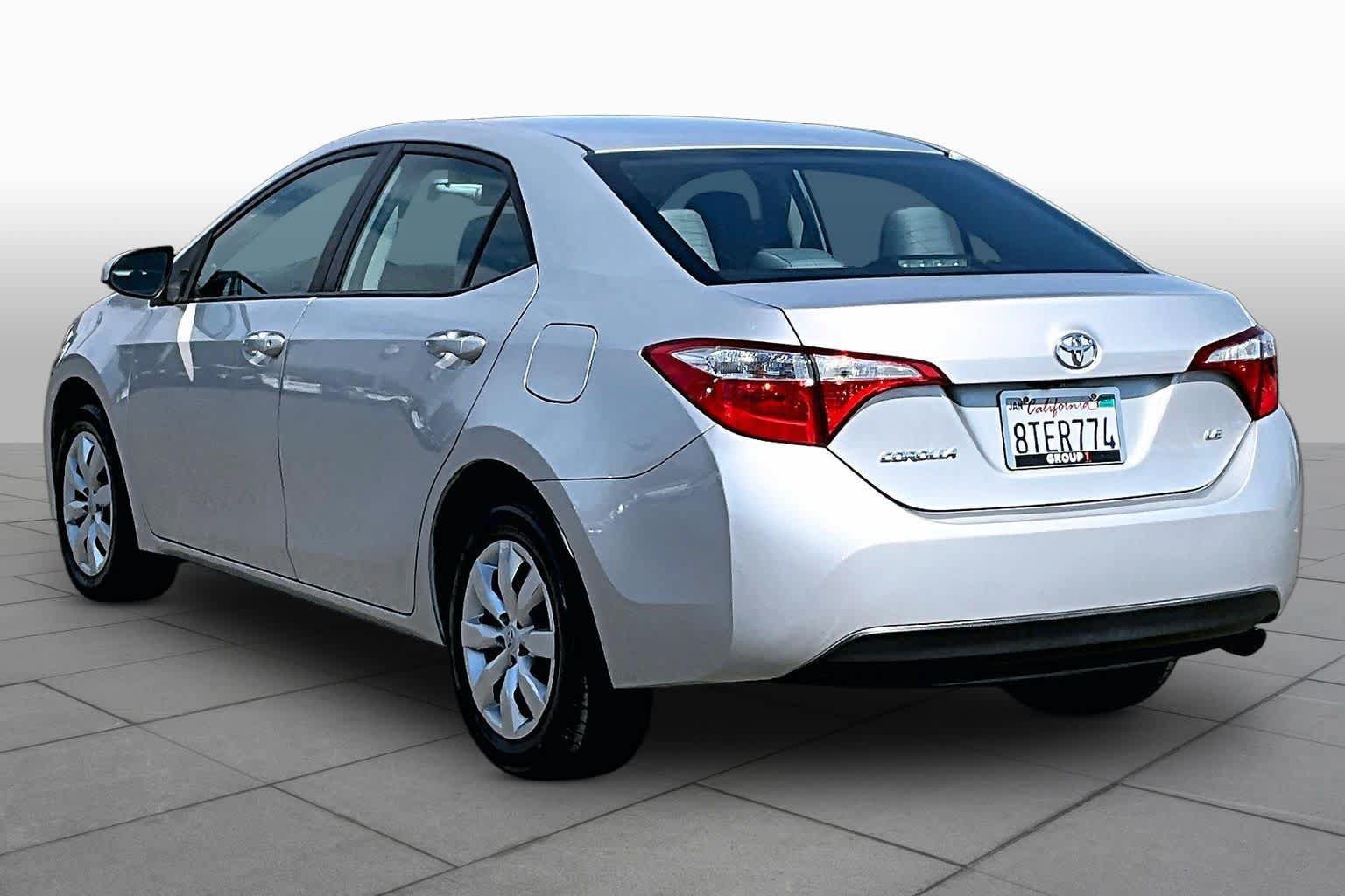 Used 2016 Toyota Corolla LE FWD image 11