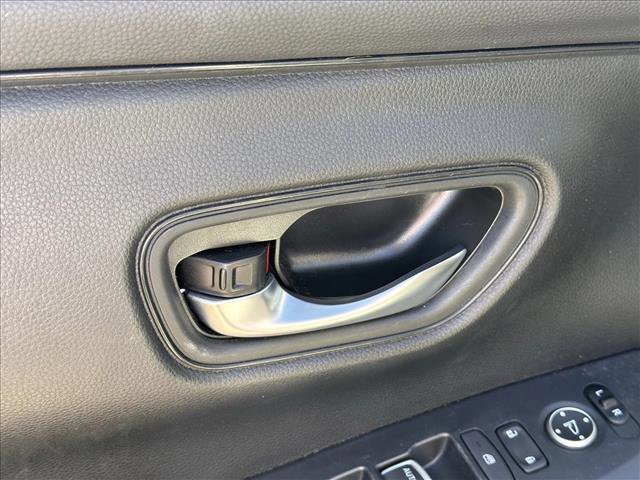 Used 2023 Honda HR-V Sport image 16