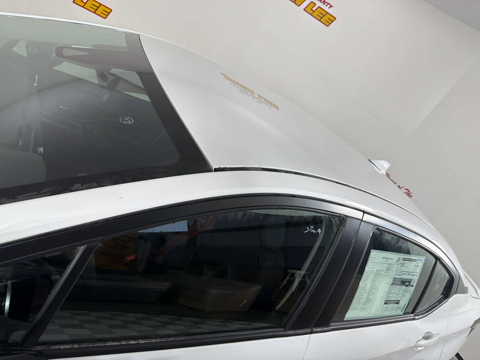 New 2025 Nissan Versa SR w/ Trunk Package image 12