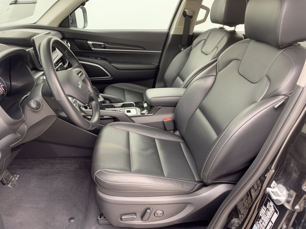 Used 2022 Kia Telluride S AWD/4WD image 5