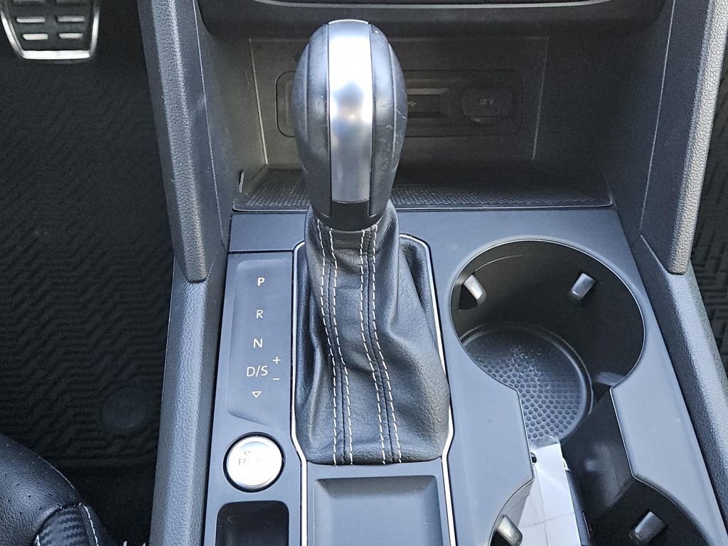 Used 2021 Volkswagen Atlas Cross Sport SE w/ Panoramic Sunroof Package image 15