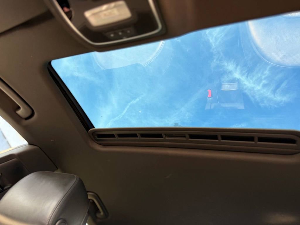 Used 2017 Audi RS 7 Performance w/ Driver Assistance Package image 33