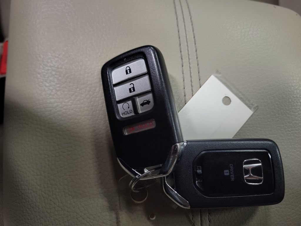 Used 2016 Honda Accord EX-L image 18